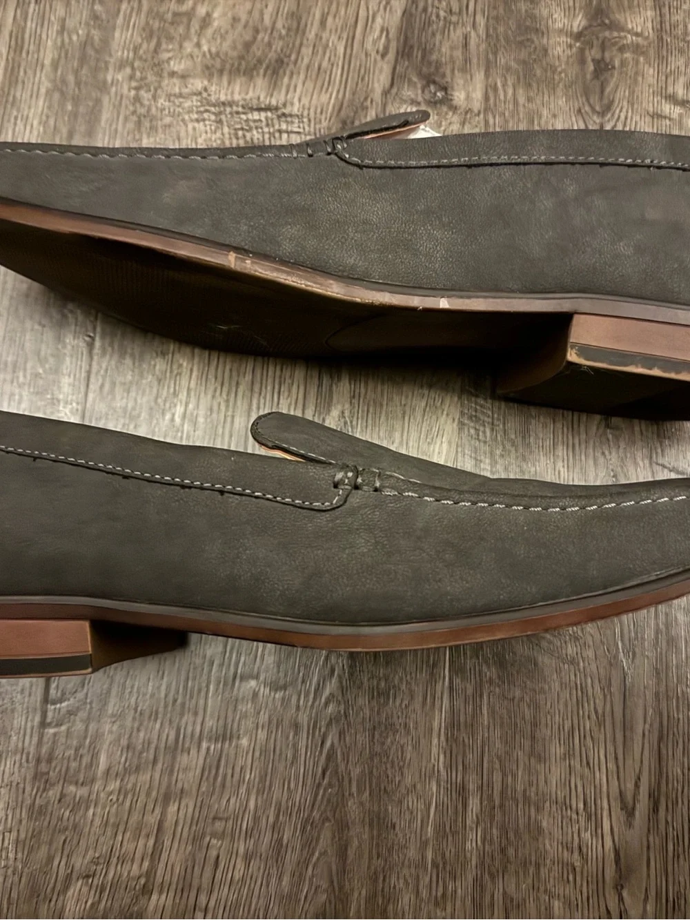 Nine West Men's Size 11 Gray Suede Slip-On Dress Loafers Almond Toe Stitched